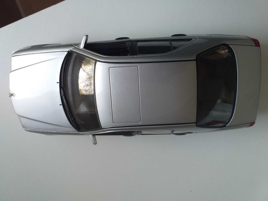 модель 1.18 MERCEDES BENZ C36 3.6 AMG 1997