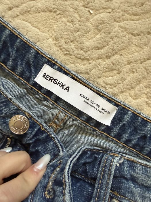 Щорти бермуди Bershka