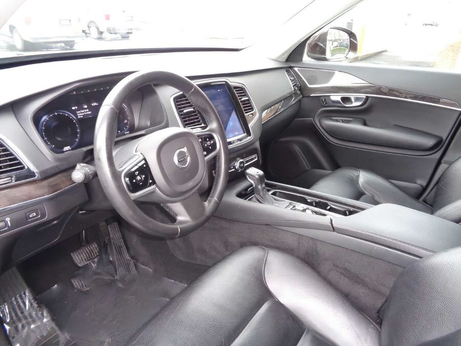 Volvo Xc90      2018