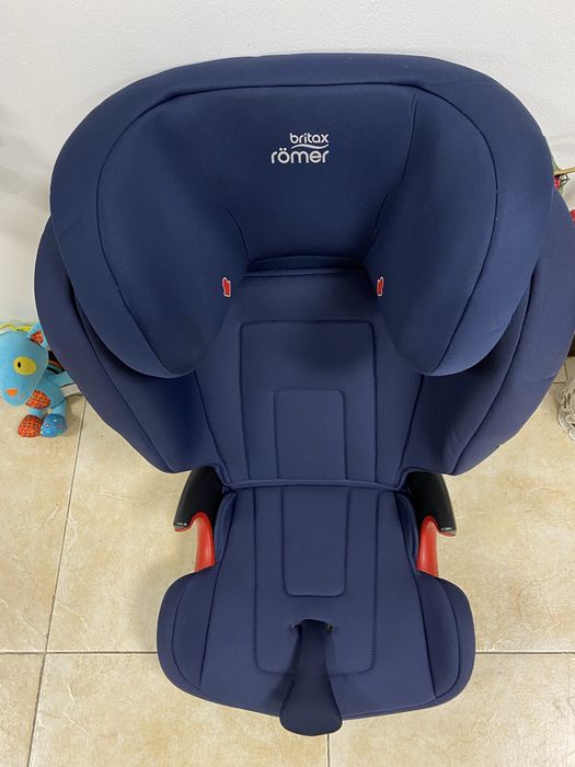 Автокрісло Britax Römer KIDFIX2 R Група 2/3 (15-36кг) бустер