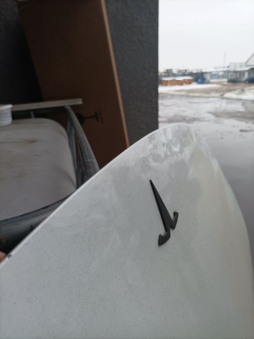 Капот та кришка багажника, скло кришки багажника на Тесла х