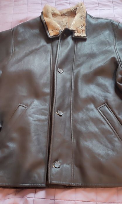 Продам куртку зимнюю кожа