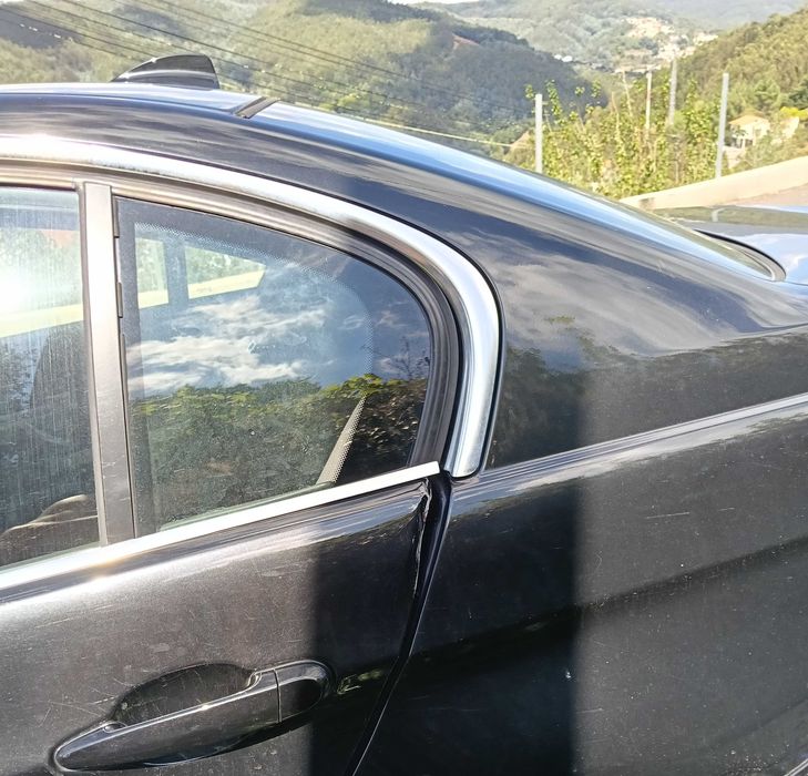 BMW serie 3(316d) mês/ano 11/10 116cv 2.0