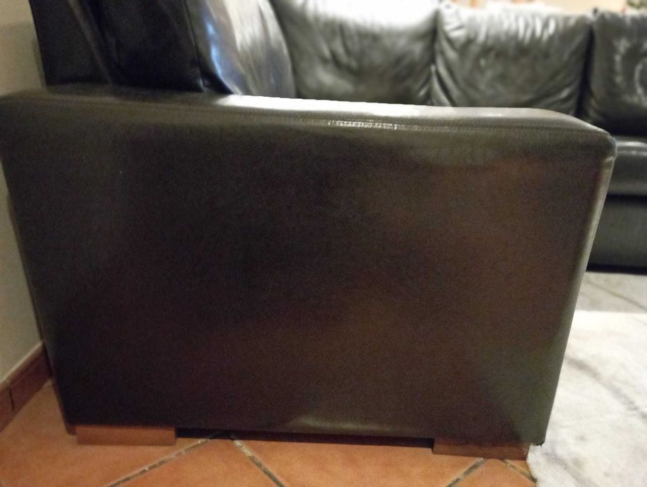 Sofá de canto preto em ótimas condições