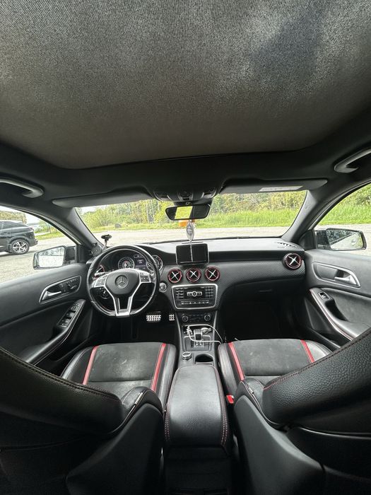 Mercedes Benz A45 Amg