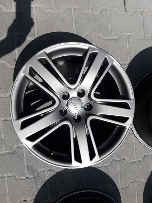 Oryginalne Alufelgi 18" Audi 8P 8V kolor grafitowy 5x112
