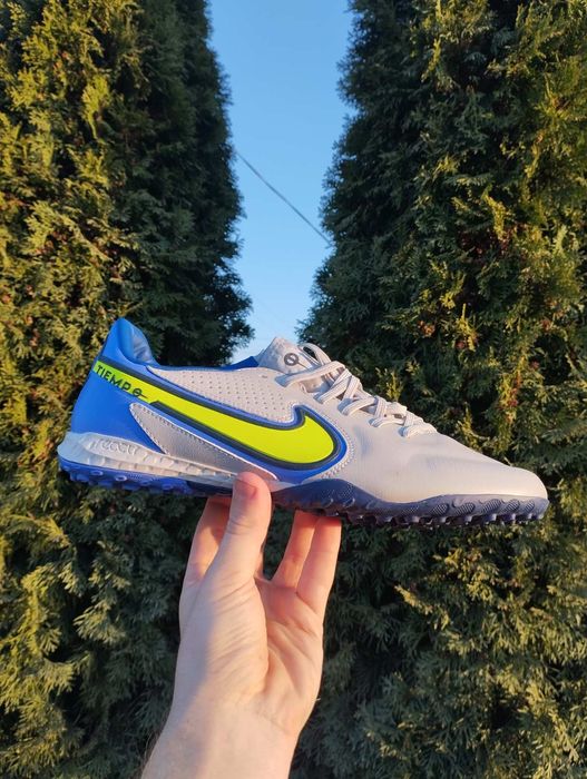 Сороконожки Nike Tiempo 42p