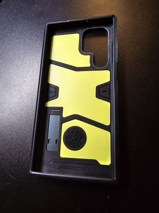 Etui na Samsung s22 ultra SPIGEN