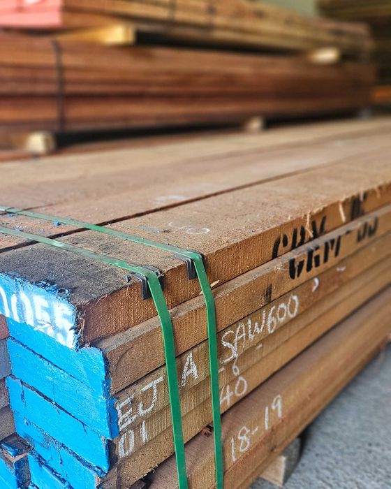 Drewno egzotyczne Dark Red Meranti Sapeli Iroko Abachi