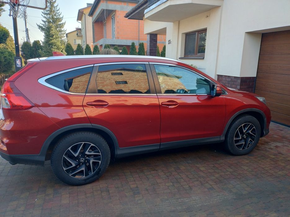 Honda CR-V 2.0 benzyna 150 KM 2017 kamera hak i relingi dachowe