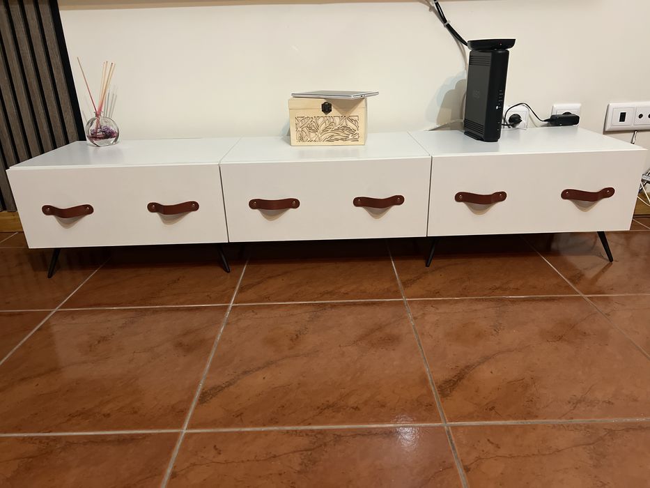 Movel Tv+ mesa centro+ aparador