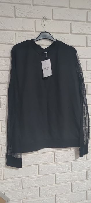 Nowa Czarna bluza Sinsay L