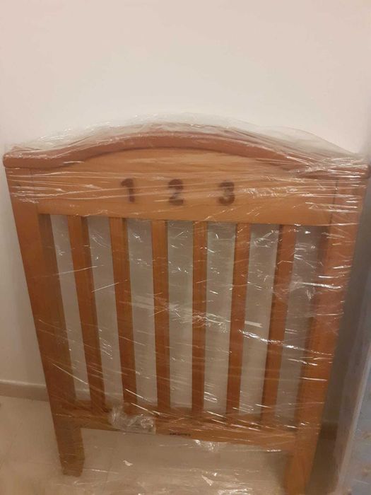 Cama de bebe em excelente estado