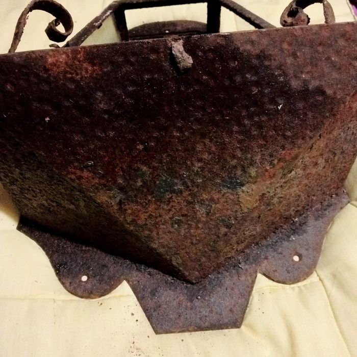 Candeeiro de entrada em ferro forjado