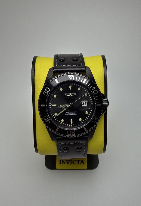 Invicta 22077, годинник чорний, чорний циферблат, інвікта класичні