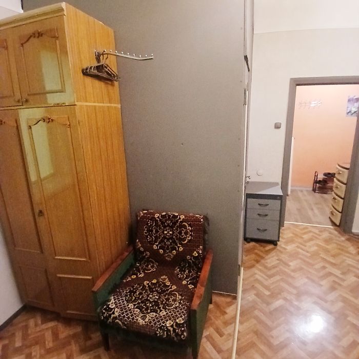 Сдам пол.дома  на короткий период