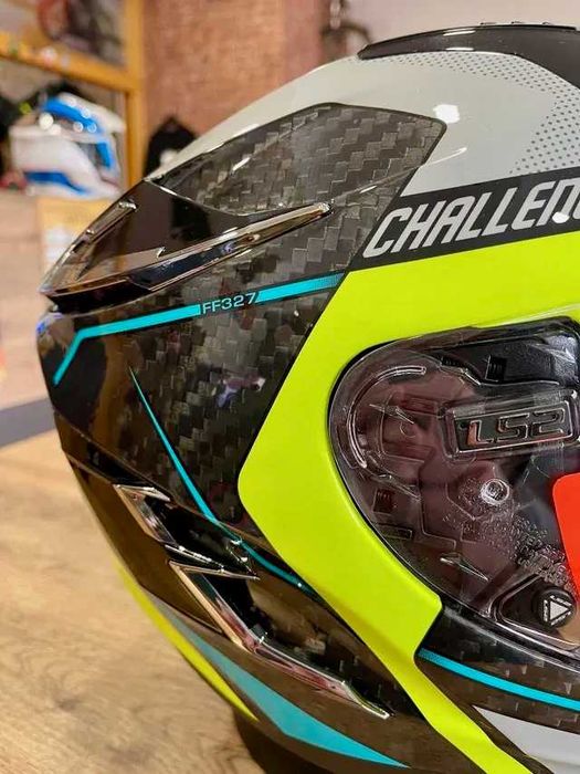 Capacete NOVO Carbono Total LS2 Challenger (50% DESCONTO) Tamanho XXS