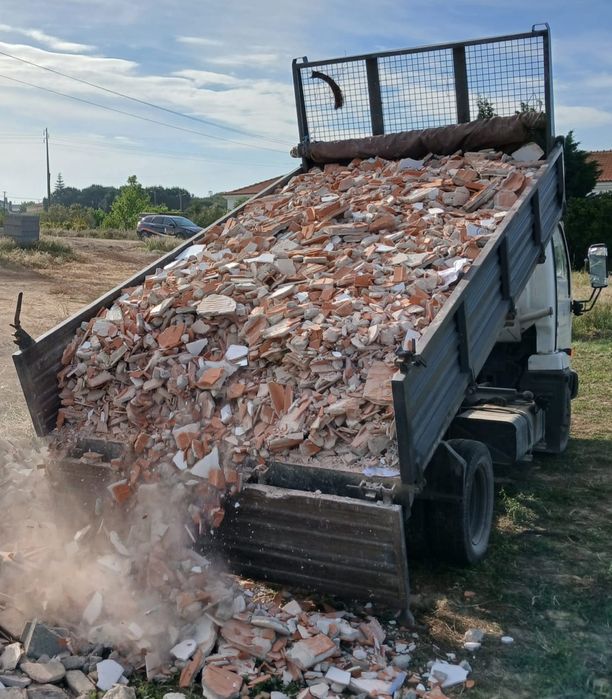 LOURES e ODIVELAS carrinhas e contentores p/recolha de entulho de obra