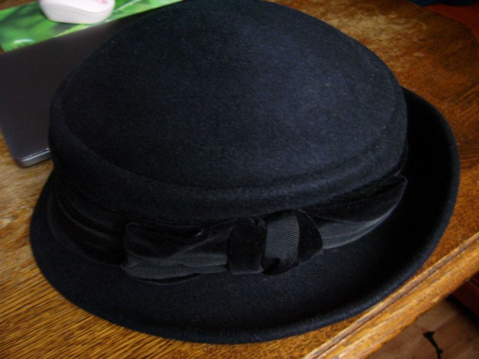 kapelusz damski czarny + drugi kapelusz gratis