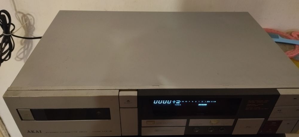 Магнітофон Akai hx2