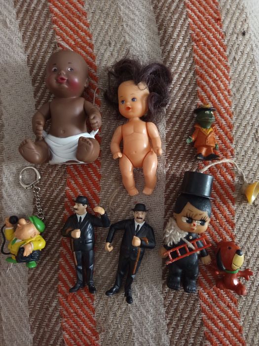 Zestaw lalek figurek