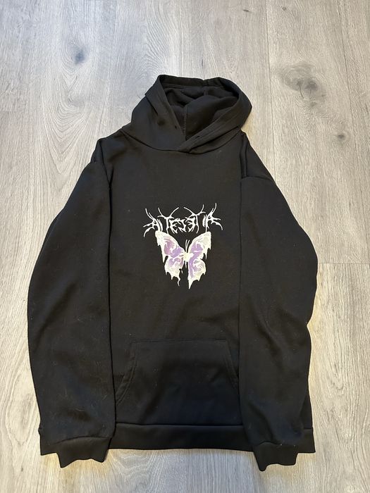 чорне худі з принтом