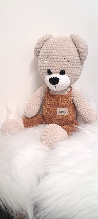 Miś Wojtek handmade rękodzieło na szydełku