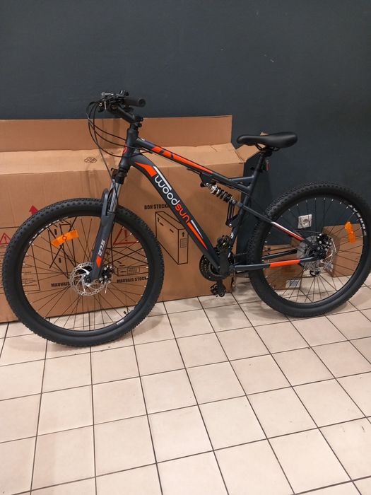 Bicicleta tt com travão de disco