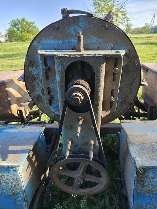 Продам сеялку СУПН 8 гидравлика