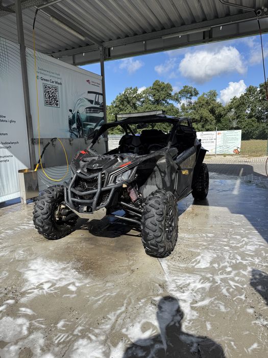 Wynajem Can-Am Maverick X3