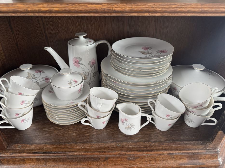 Не має в наявності Столовий сервіз Winterling Kirchenlamitz Bavaria.