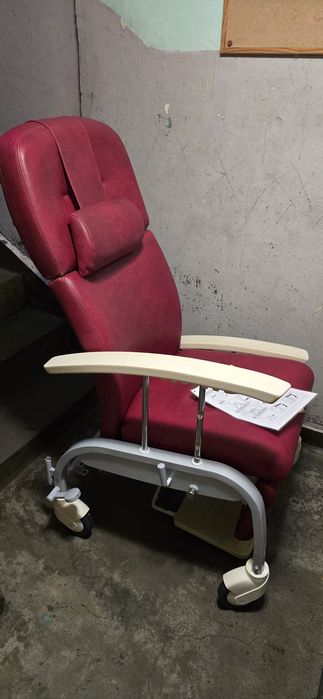 Fotel medyczny / geriatryczny