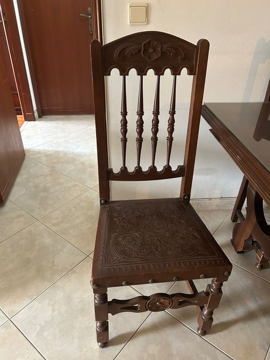 Mesa de jantar e cadeiras vintage