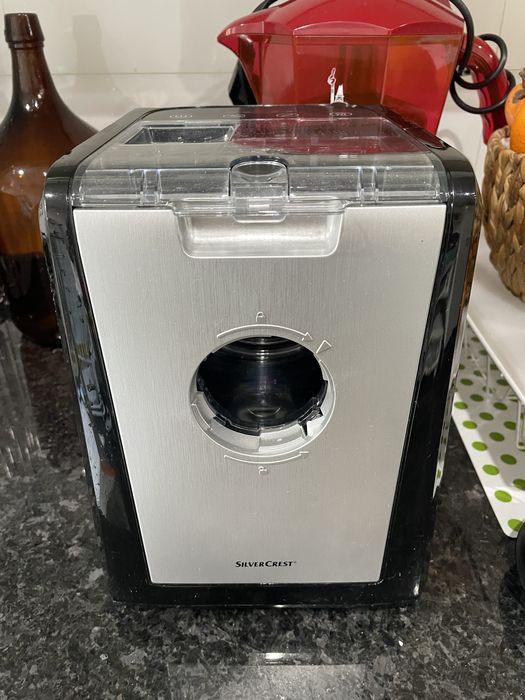 Amassadora/Máquina de fazer massa de pão