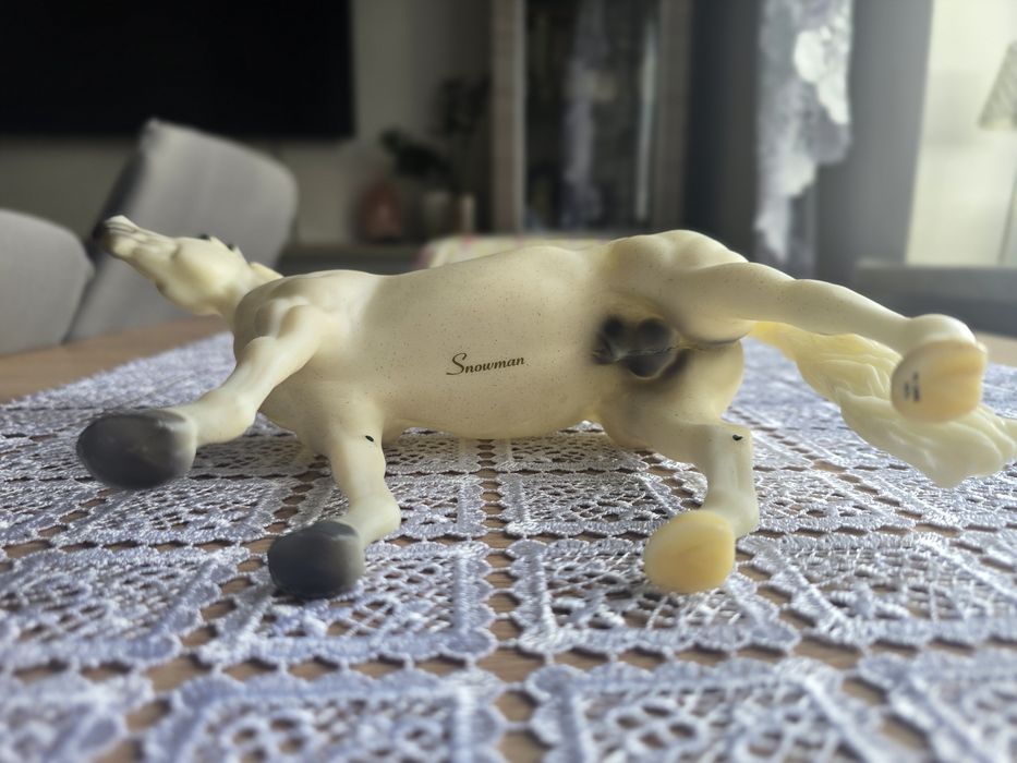 Breyer Traditional Snowman (Schleich, CollectA, Copperfox)