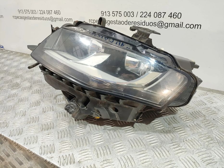 Otica Farol Frente Frontal Esquerda Original Audi A4 B8 Pre Facelift