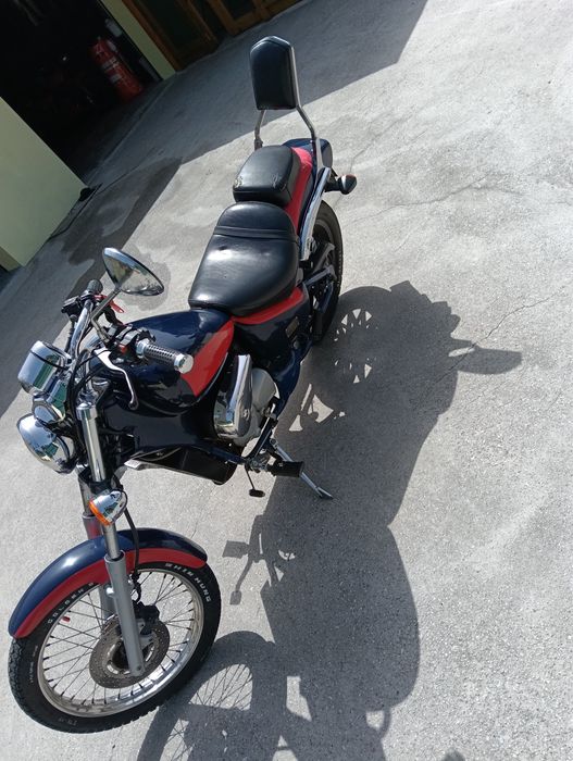 2 Aprilia red rose 50 cc (ver detalhe)