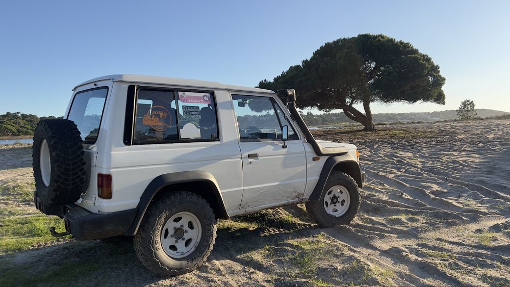 Mitsubishi pajero MK1