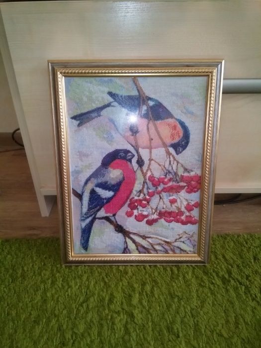 Картина-вышивка "Снегири"