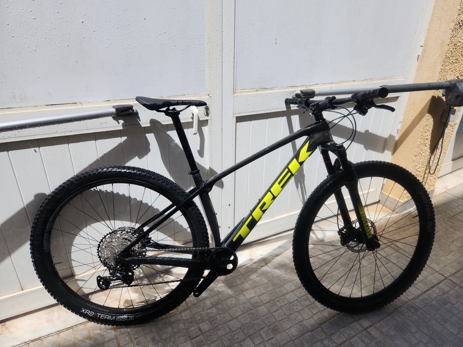 Bicicleta TREK carbono roda 29"