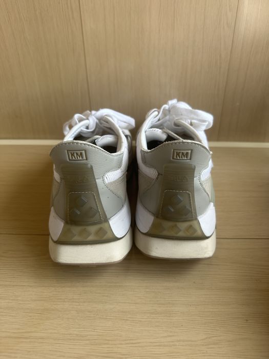 Чоловічі кросівки FILA KM Shoes 'White Grey' 42 розмір в новому стані