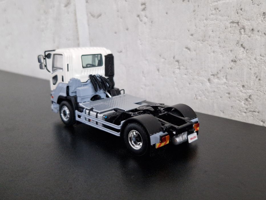 Model ISUZU skala 1:50 WSI models