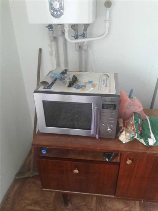 Трикімнатна квартира в Нових Санжарах