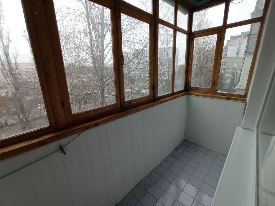 Оренда 1-к/к. 5/9  панельна Намив