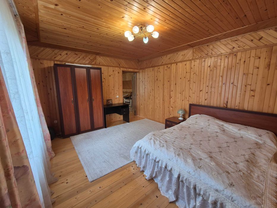 Продається садиба в мальовничому куточку Карпат с.Долішній Шепіт