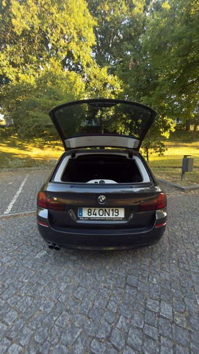 Bmw f11 520d  como  nova e com histórico de manutenção completo