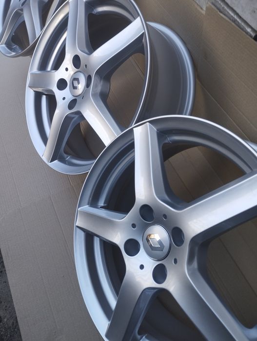 New Р16   4 100 диски Renault/Germany.