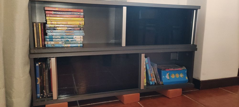 2 estantes prateleiras portas vidro correr