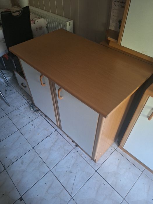 Meble do kuchni komplet.