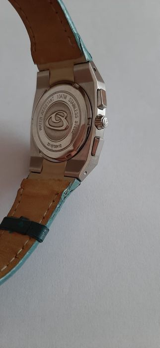 Часы кварцевые "BREIL"